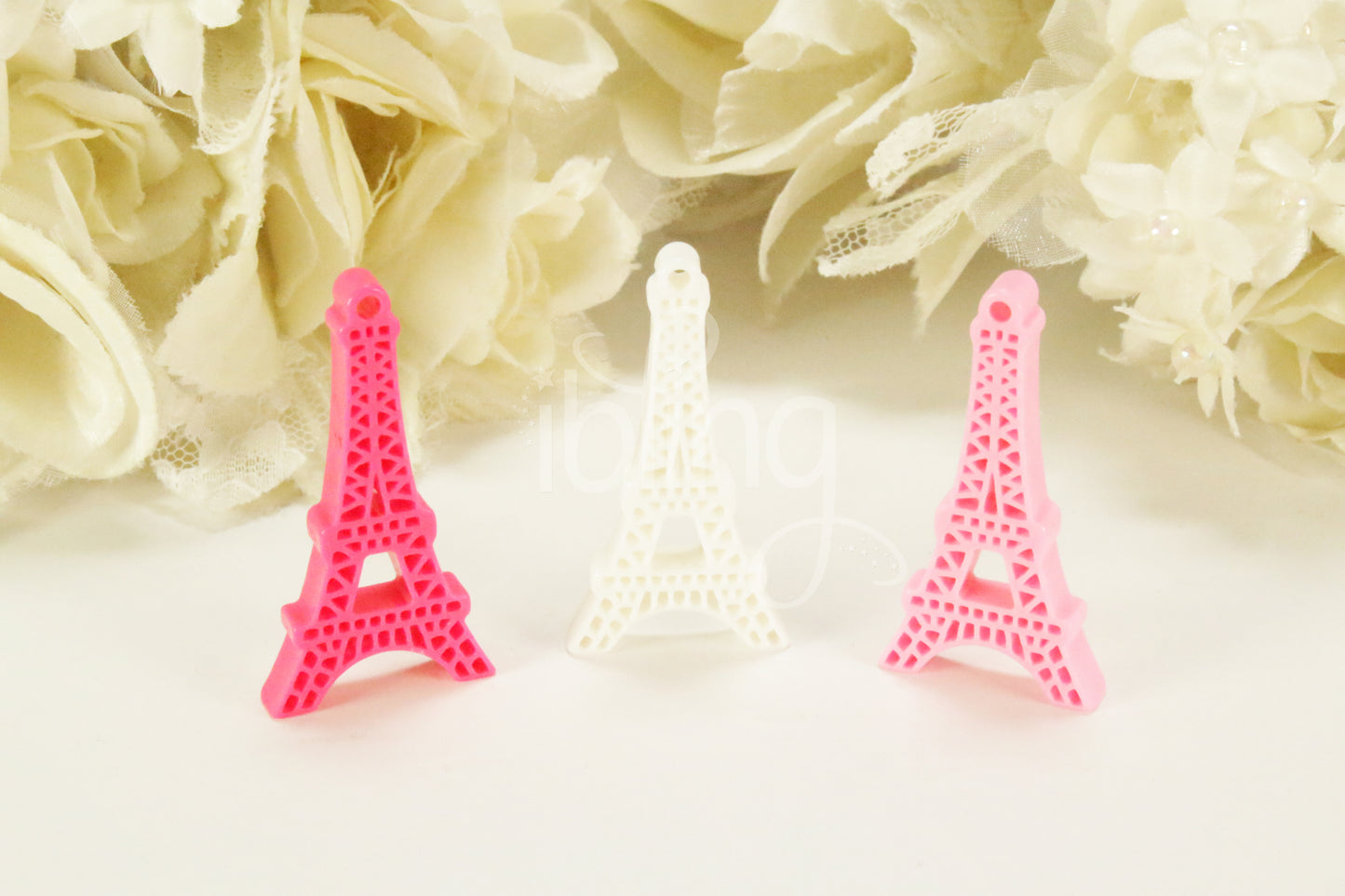 WHITE EIFFEL TOWER 45mm Flatback