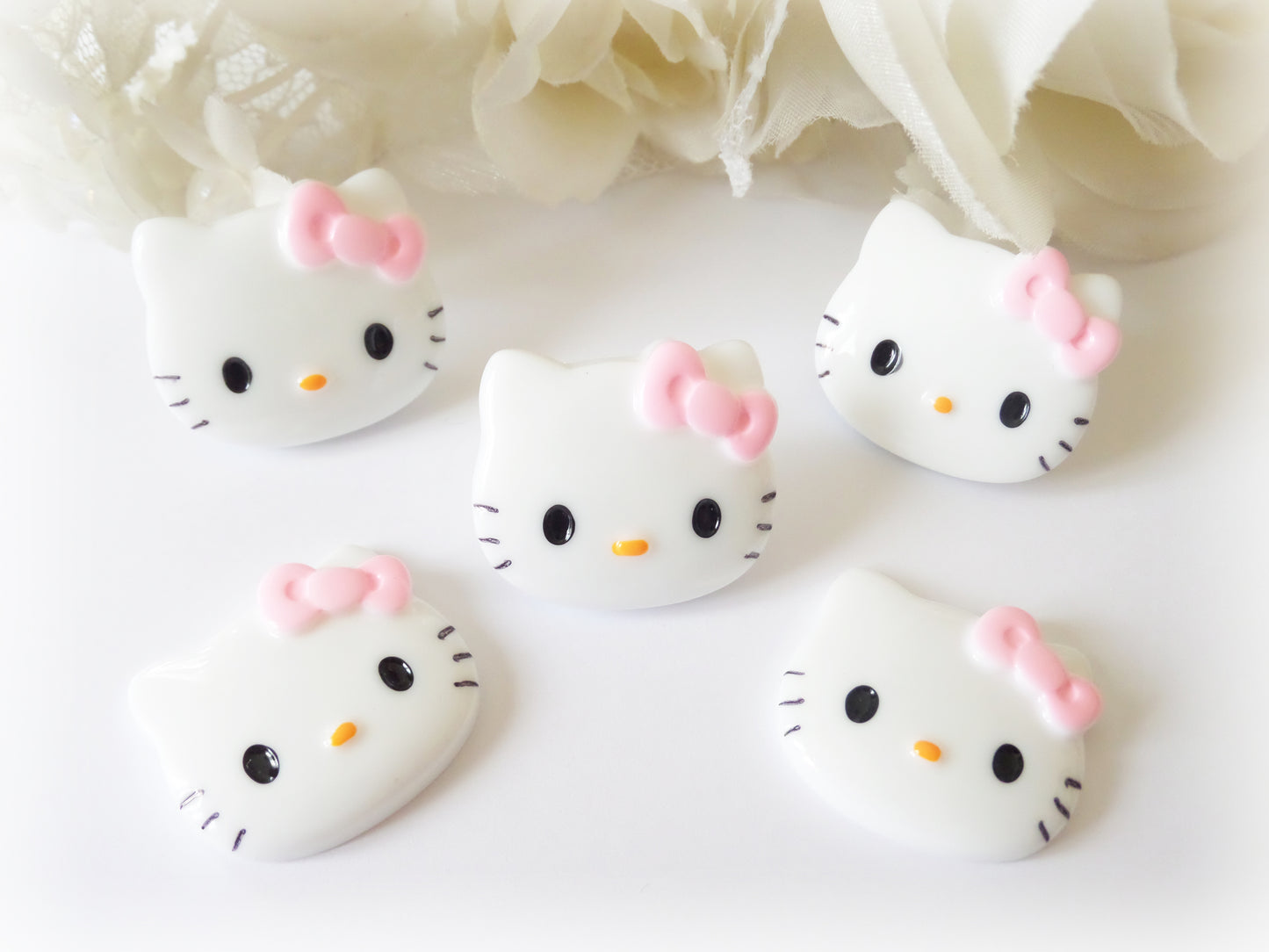 Hello Kitty KAWAII CAT Face 28mm Flatback