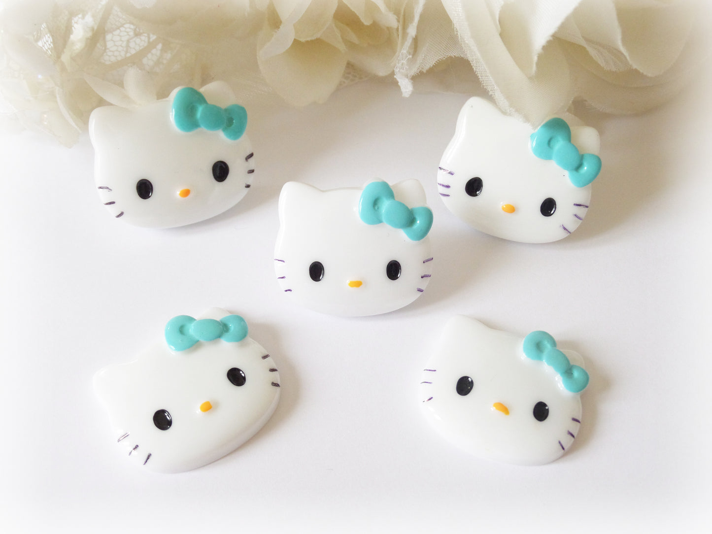 Hello Kitty KAWAII CAT Face 28mm Flatback