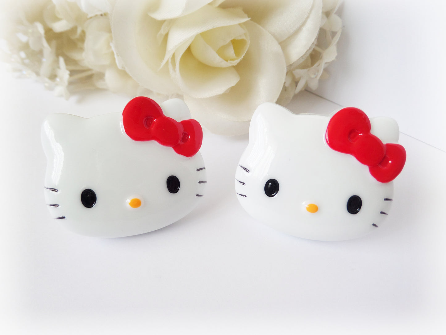 Large Hello Kitty KAWAII CAT Face 45mm FLATBACK