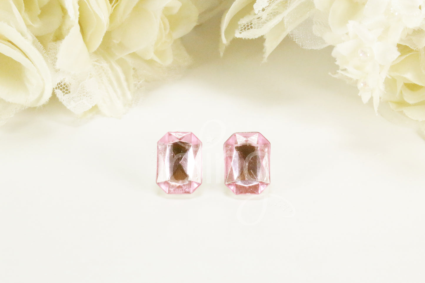 3D Crystal Gem Rectangle Diamante 18mm