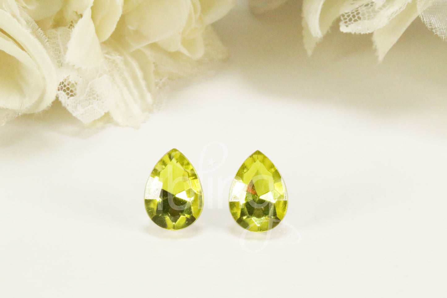 3D BLING Gem TEARDROP Diamante 18mm