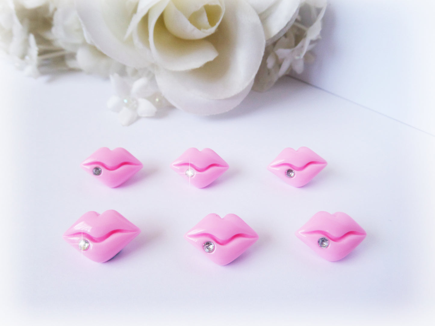 Small DIAMANTE LIPS 17mm Flatback Resin